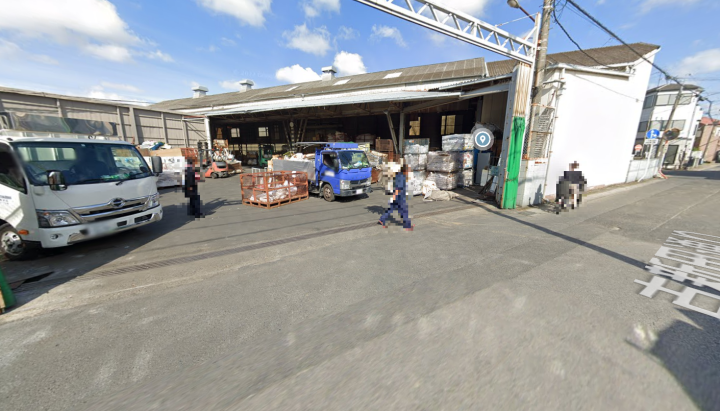 八潮市古新田事務所付売倉庫